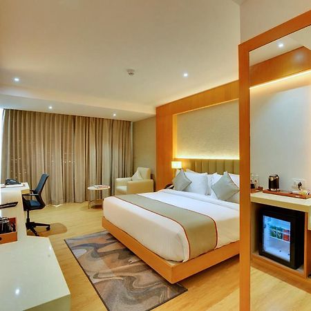 Clarion Hotel Bangalore Yesvantpur Экстерьер фото
