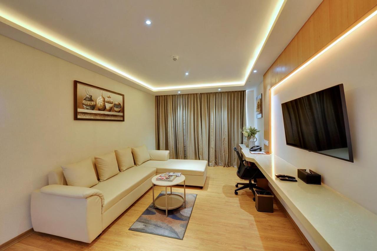Clarion Hotel Bangalore Yesvantpur Экстерьер фото