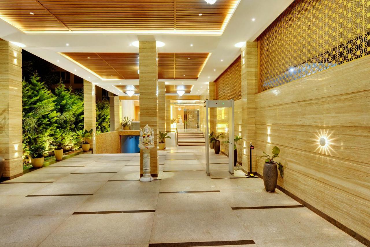 Clarion Hotel Bangalore Yesvantpur Экстерьер фото