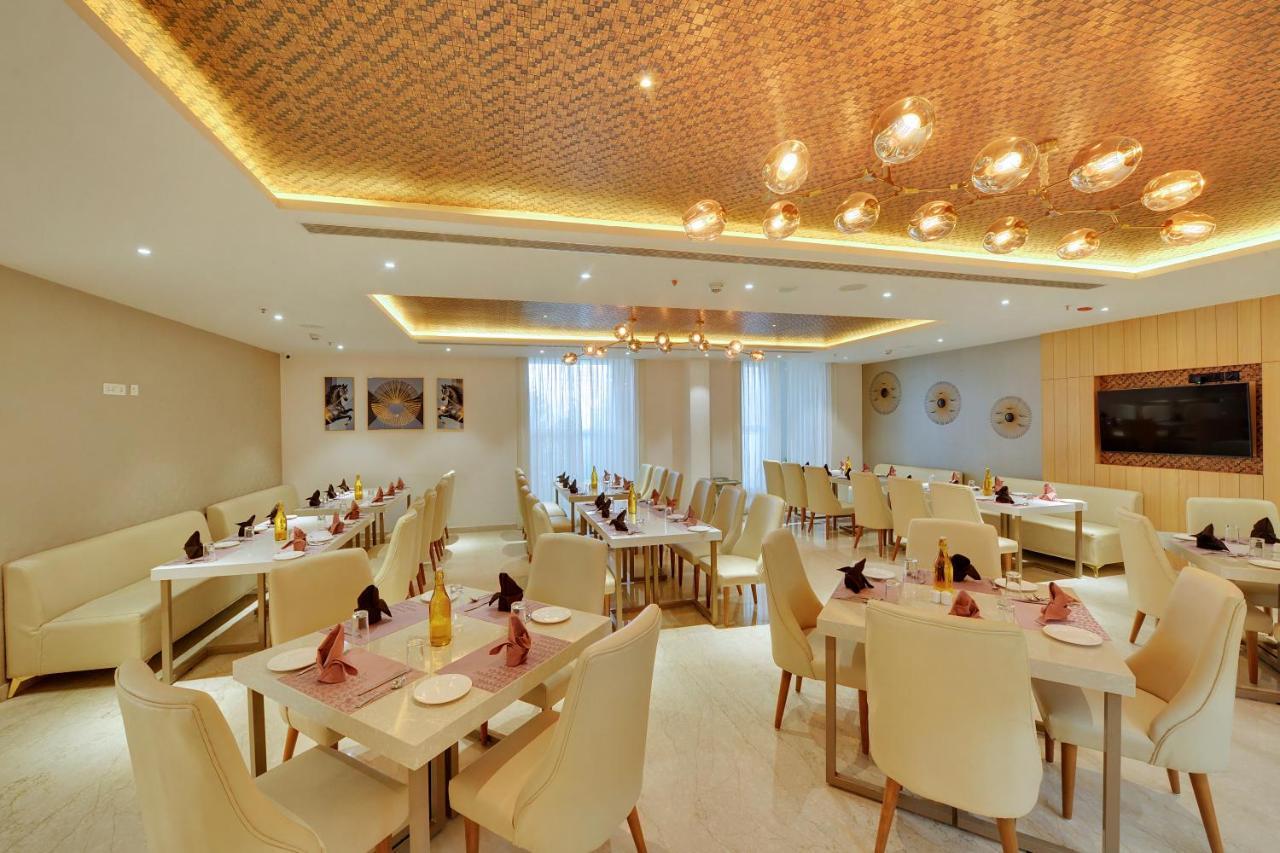 Clarion Hotel Bangalore Yesvantpur Экстерьер фото